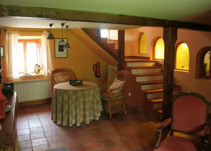 El Canto Del Gallo منزل ريفي Ranedo de Curueño